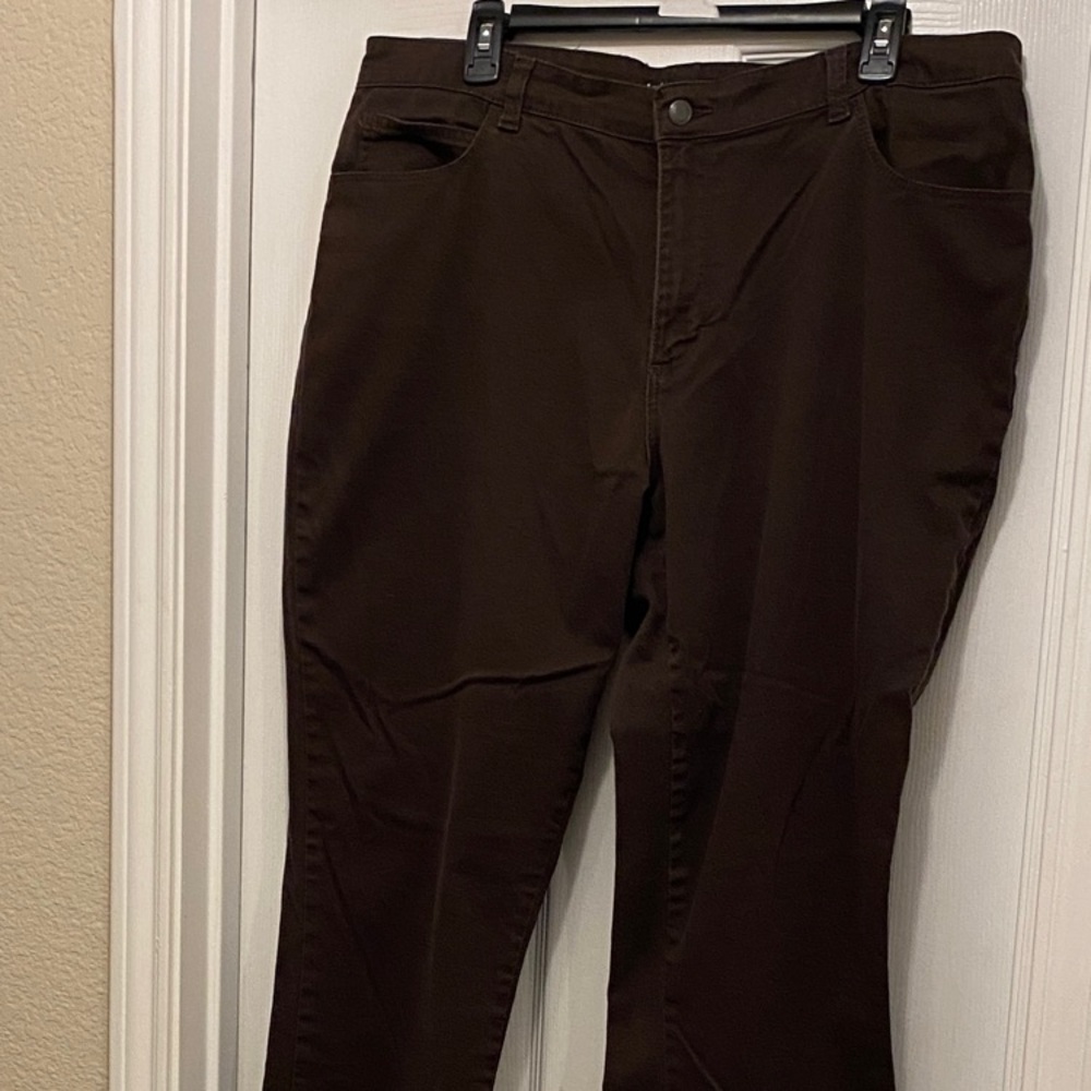 Lee Relaxed Fit Chocolate Pants